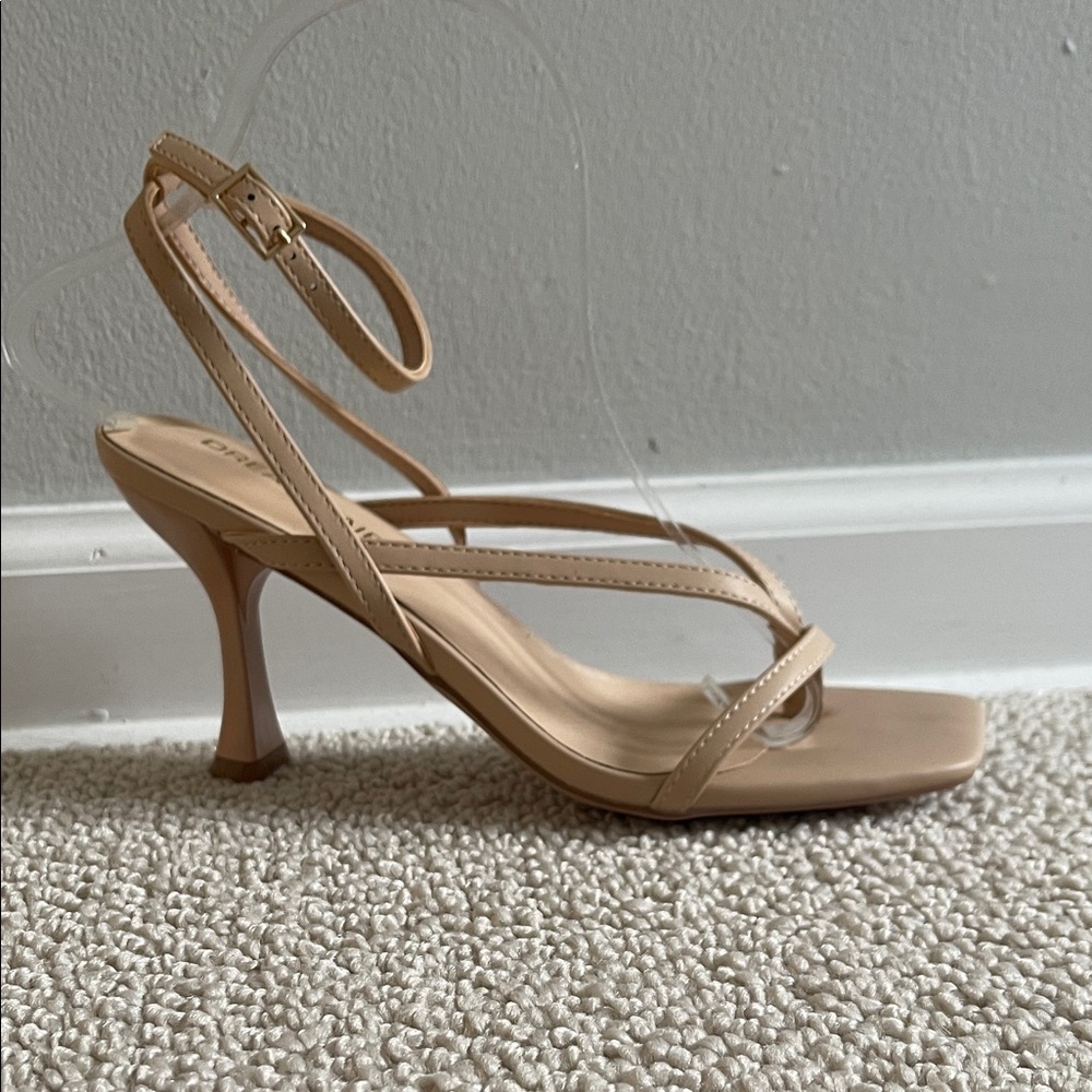 Dream Pairs Tan Strappy Heels
